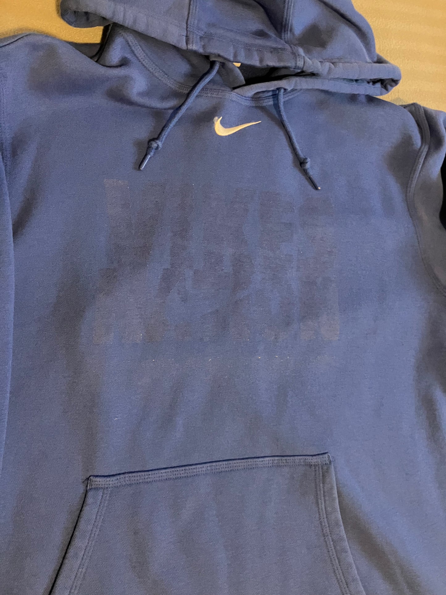 Nike Centre Swoosh Sweater