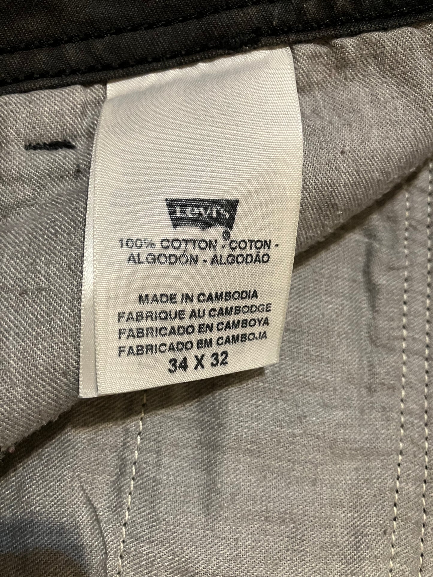 Levi's Camo Cargo Pants