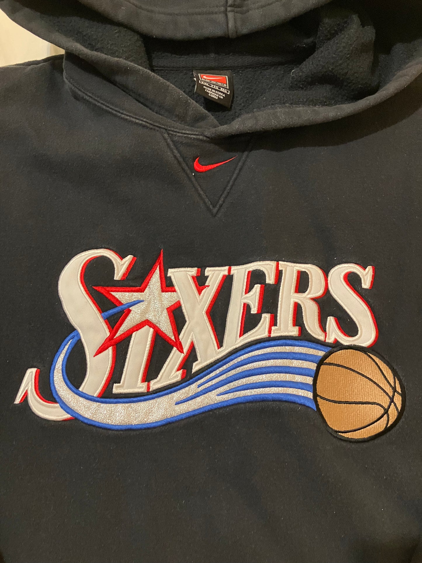 Nike Philadelphia 76ers Sweater